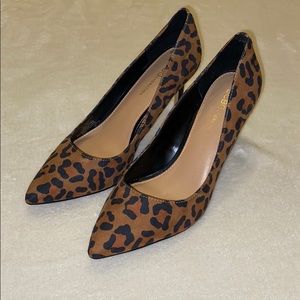 BCBGeneration Leopard Print Heels size 7